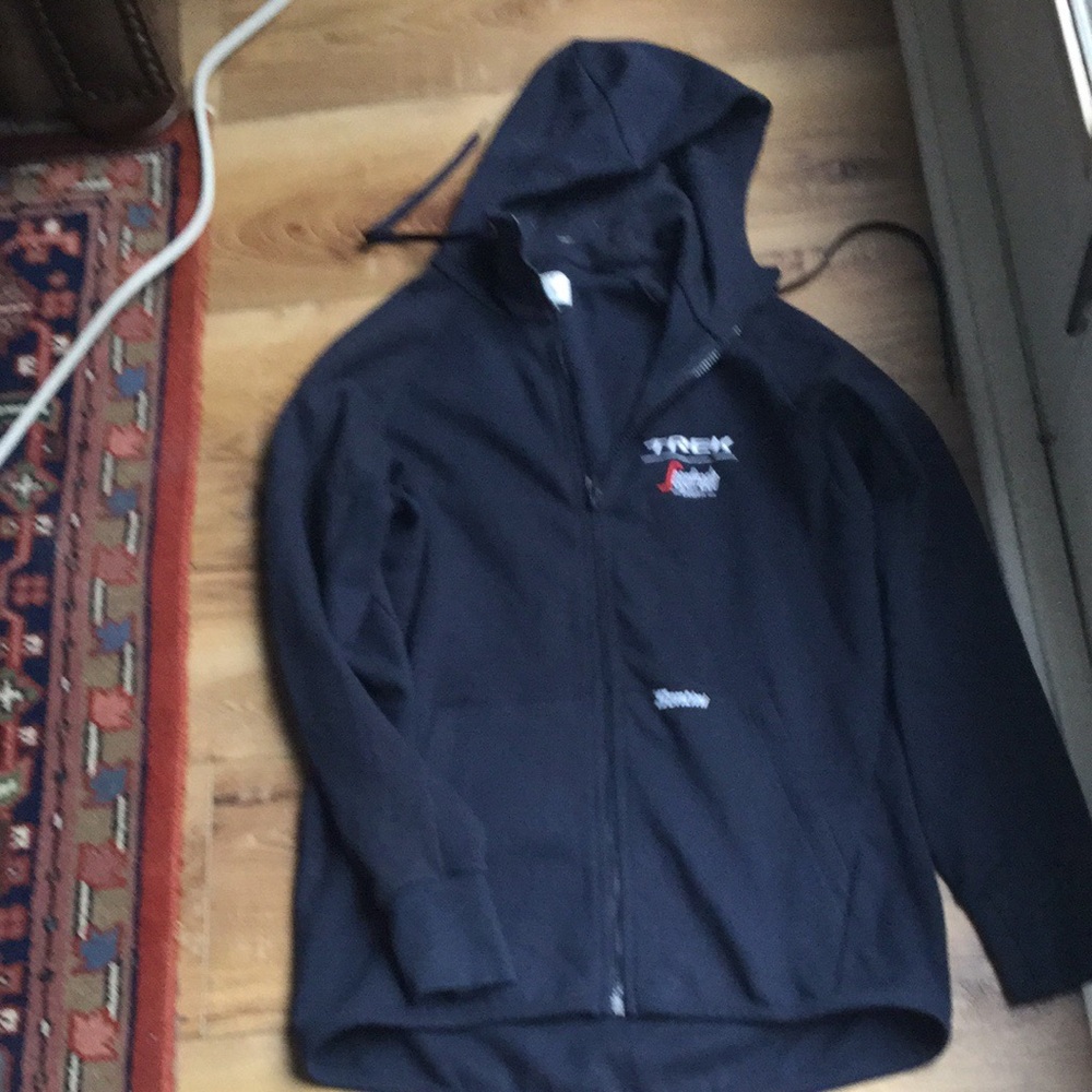 SMS SANTINI TREK HOODED SWEATSHIRT SIZE XL.